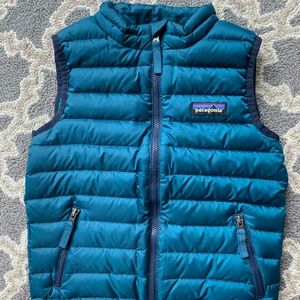 Patagonia boys down sweater vest size 4T
